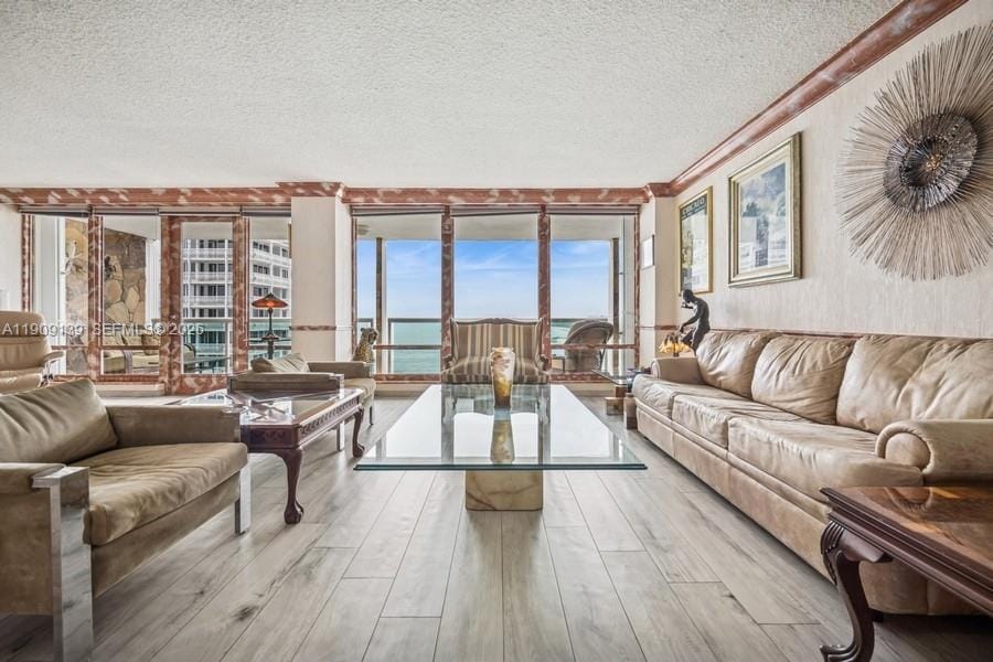 2100 S Ocean Lane 808 — photo 4