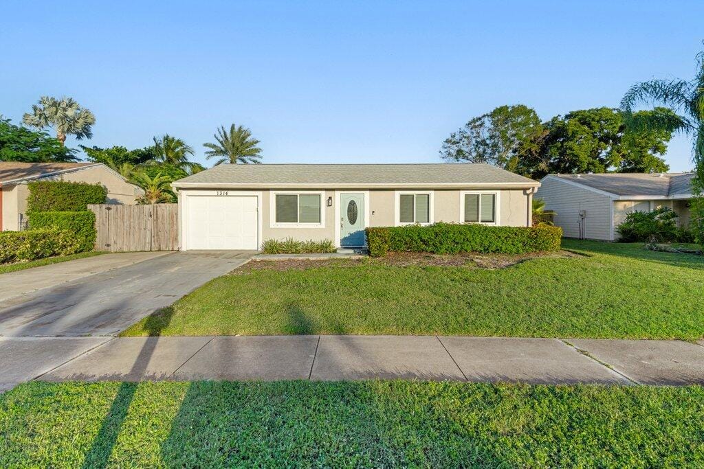 1314 Elmbank Way, Royal Palm Beach, FL 33411