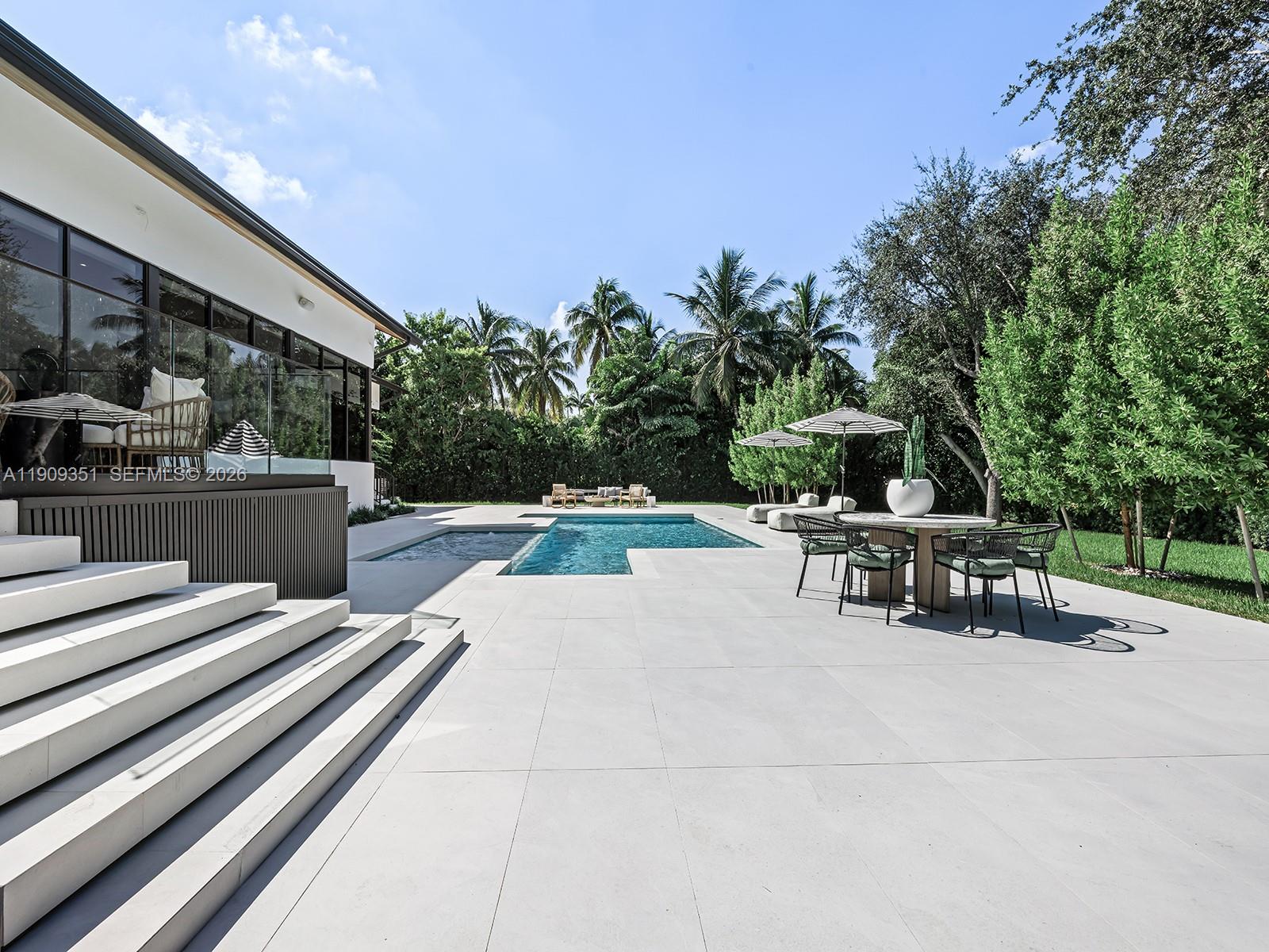 7910 Los Pinos Circle, Coral Gables, FL 33143, Coral Gables