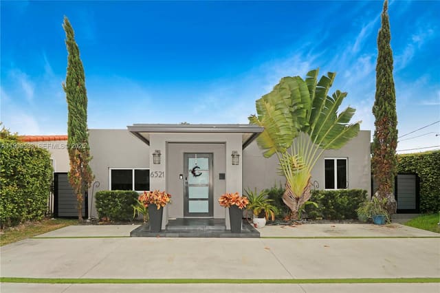 6521 SW 31st Street, Miami, FL 33155