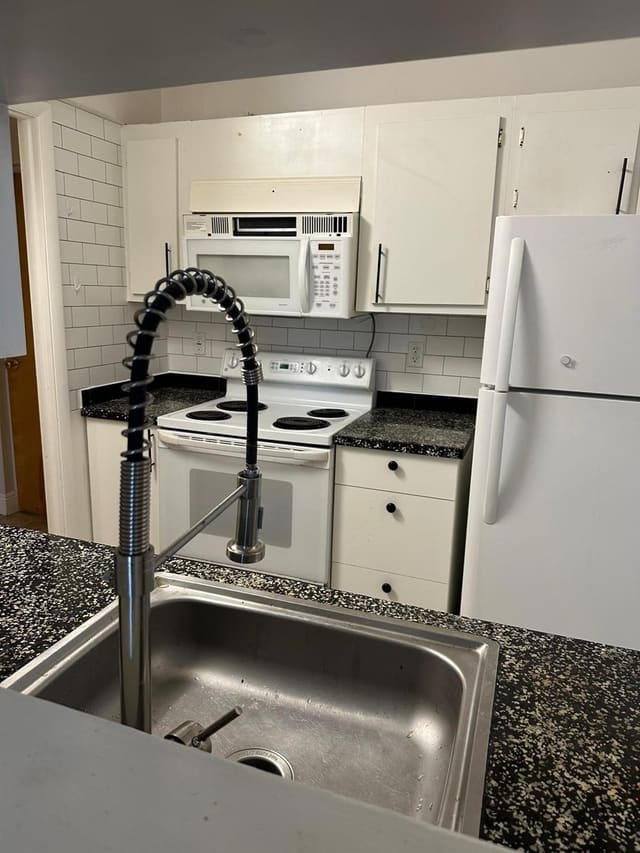 400 N Riverside Drive 102, Pompano Beach, FL 33062