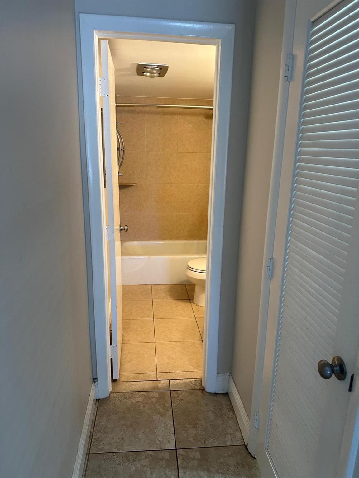 400 N Riverside Drive 102 — photo 11