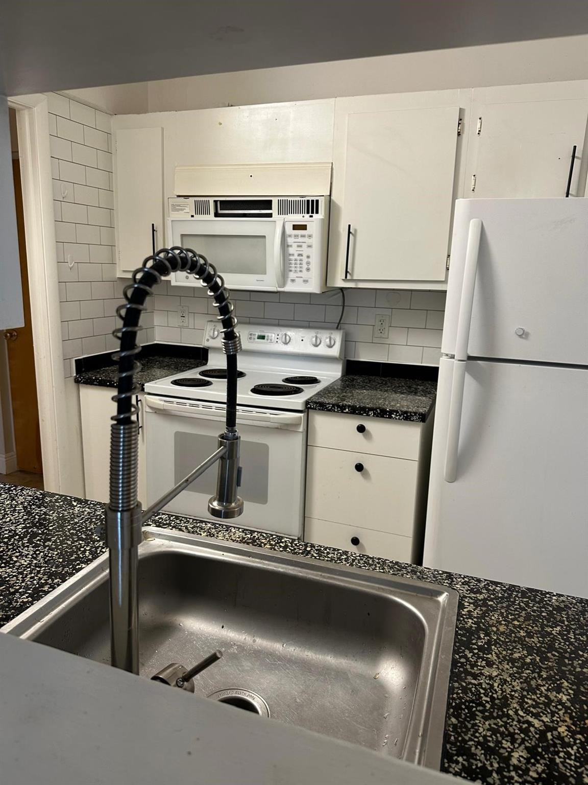 400 N Riverside Drive 102, Pompano Beach, FL 33062, Pompano Beach