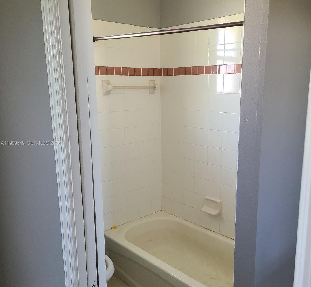 1881 SW Elijah Avenue — photo 3