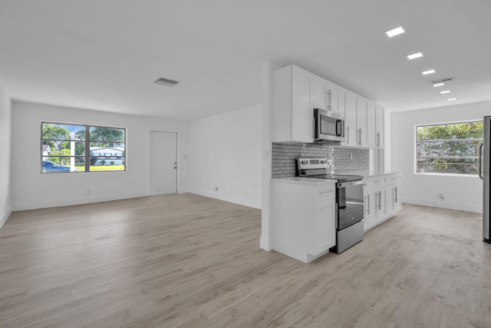 4911 NW 16th Street, Lauderhill, FL 33313 photo 13