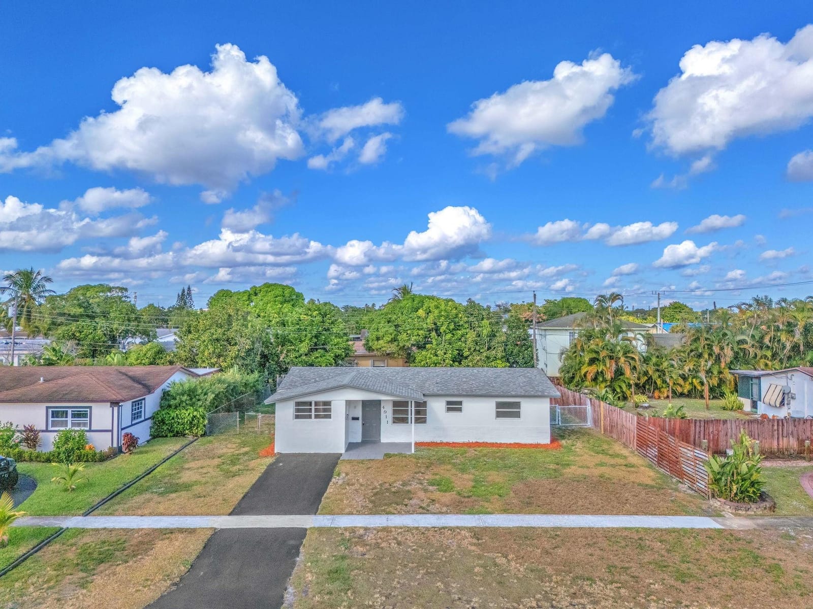 4911 NW 16th Street — photo 7
