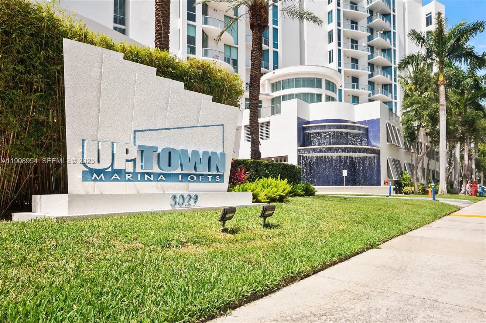 3029 NE 188th Street 821, Aventura, FL 33180 photo 3