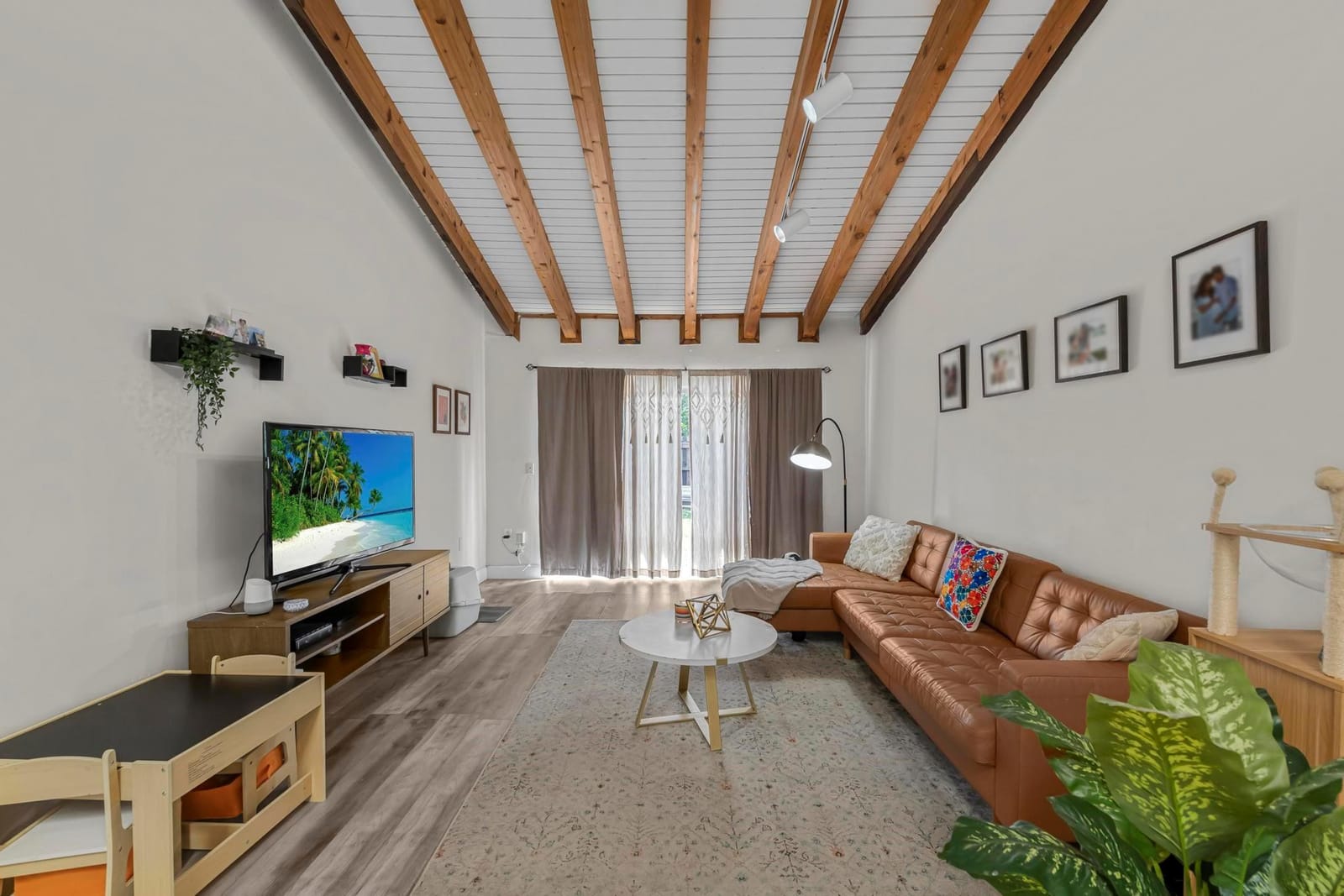 10140 Phoenix Court 10140 — photo 10