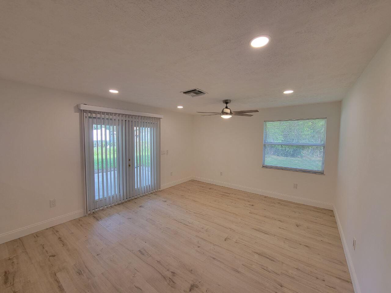 4416 Areca Palm Drive — photo 8