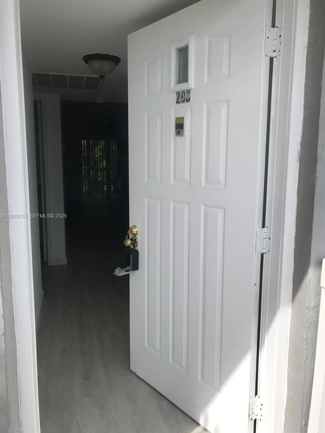 438 NE 210th Cir Terrace 203-4B, Monterey Village Two Cond, Miami, FL