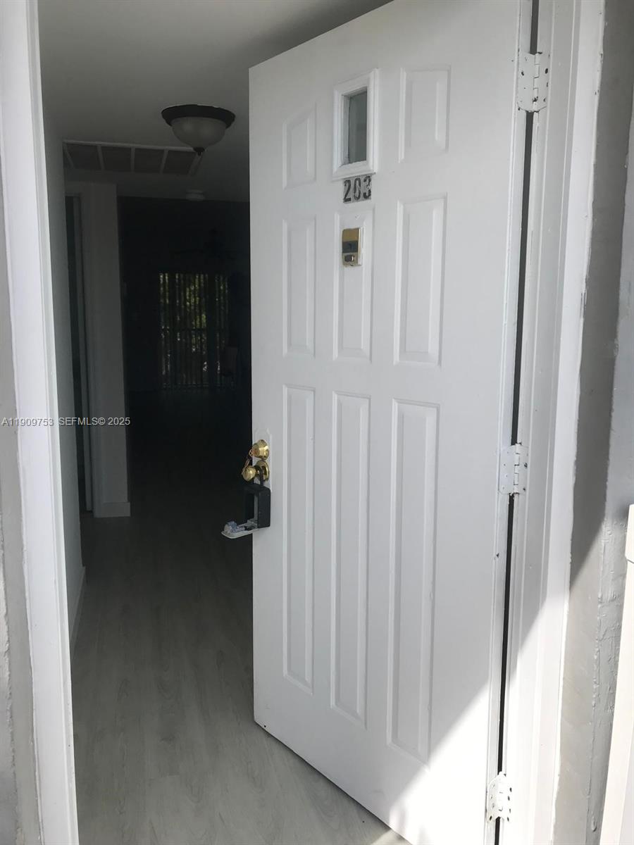 438 NE 210th Cir Terrace 203-4B, Miami, FL 33179, Miami