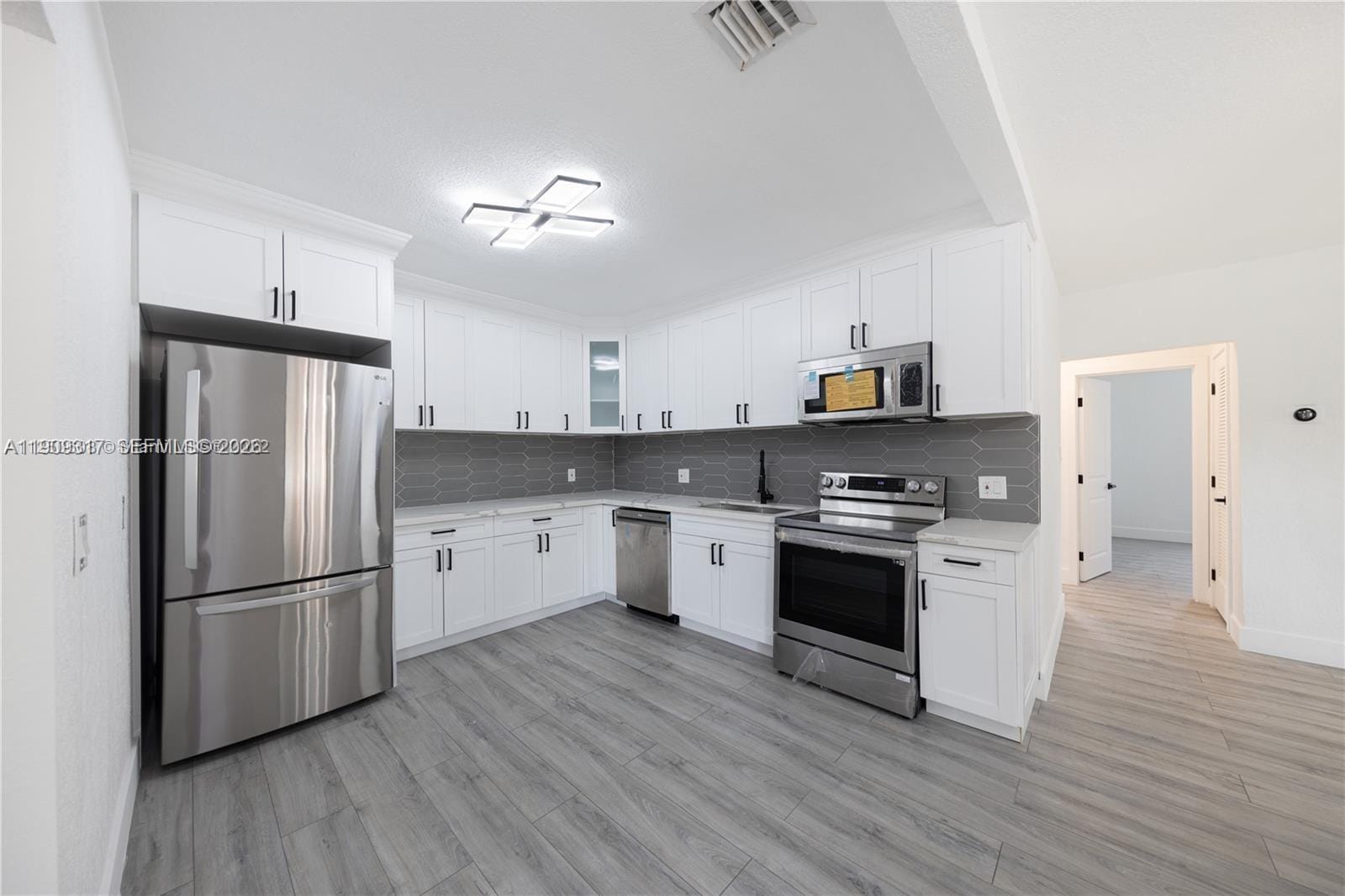 271 NW 143rd Street, Miami, FL 33168 photo 2