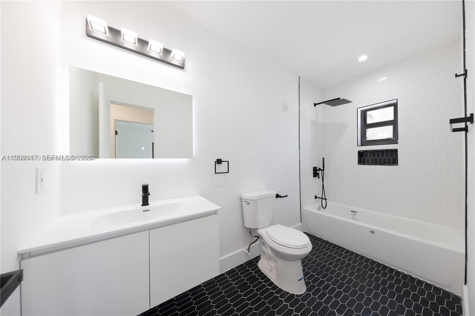 271 NW 143rd Street, Miami, FL 33168 photo 22