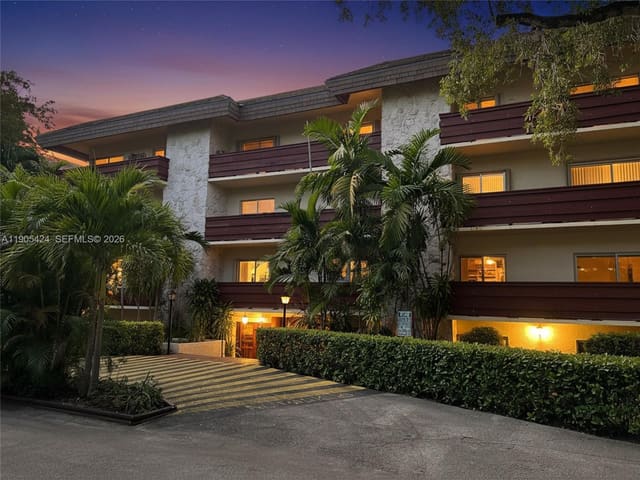 1205 Mariposa Avenue 402, sold in Villa Capri Condo, Coral Gables, FL