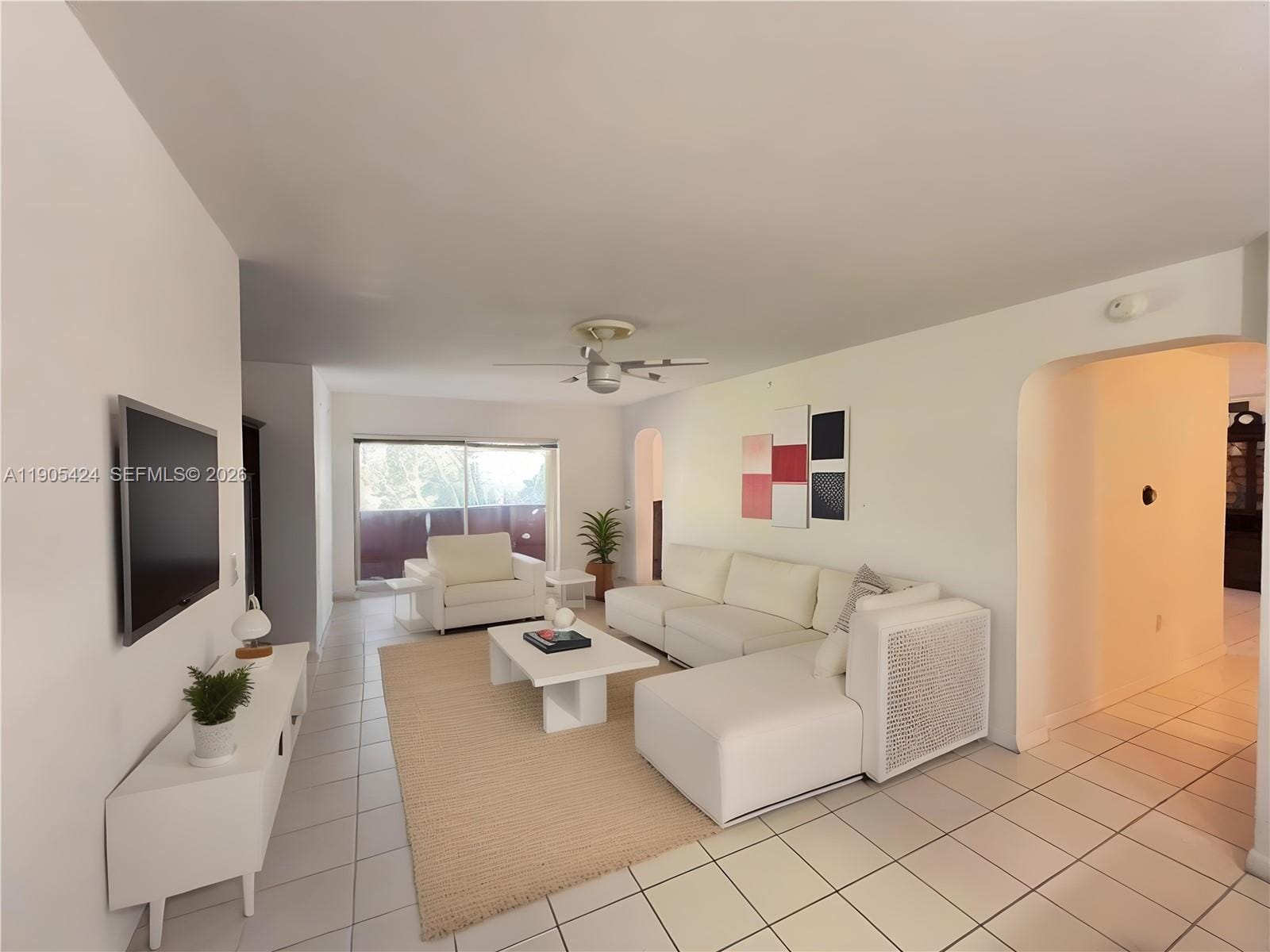 1205 Mariposa Avenue 402, Coral Gables, FL 33146 photo 4