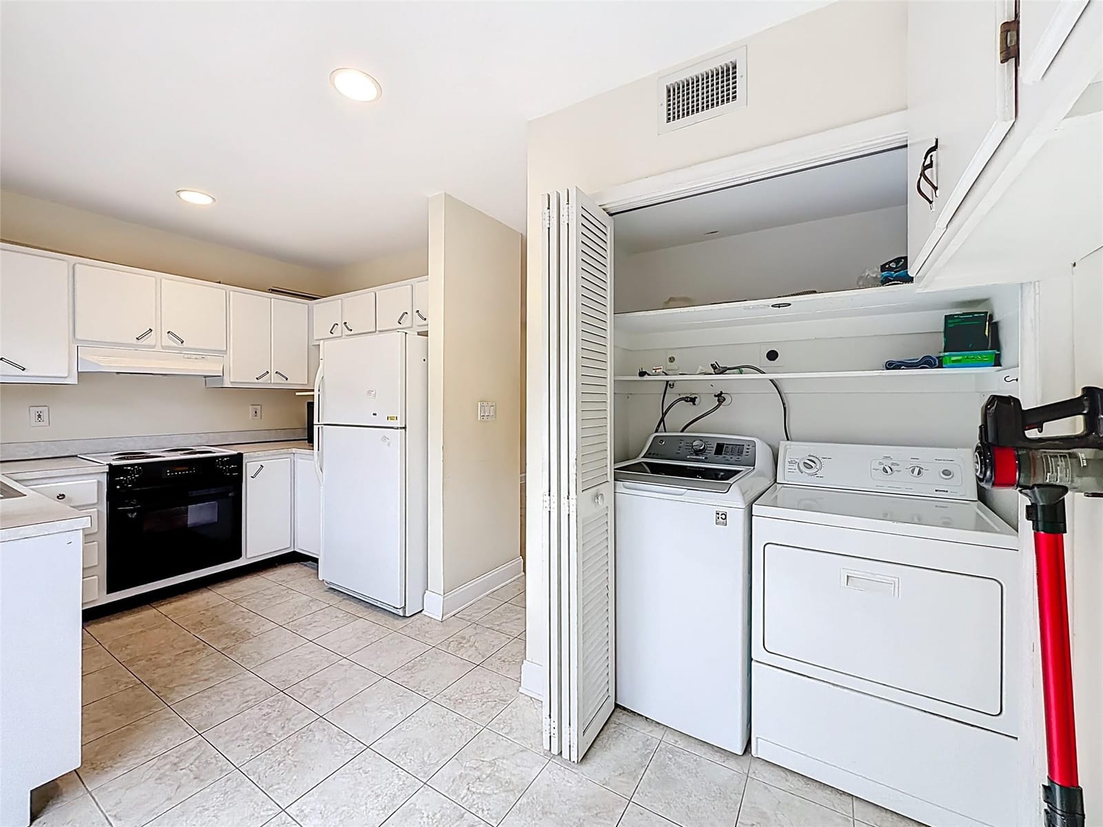79 NE 20th Court — photo 10