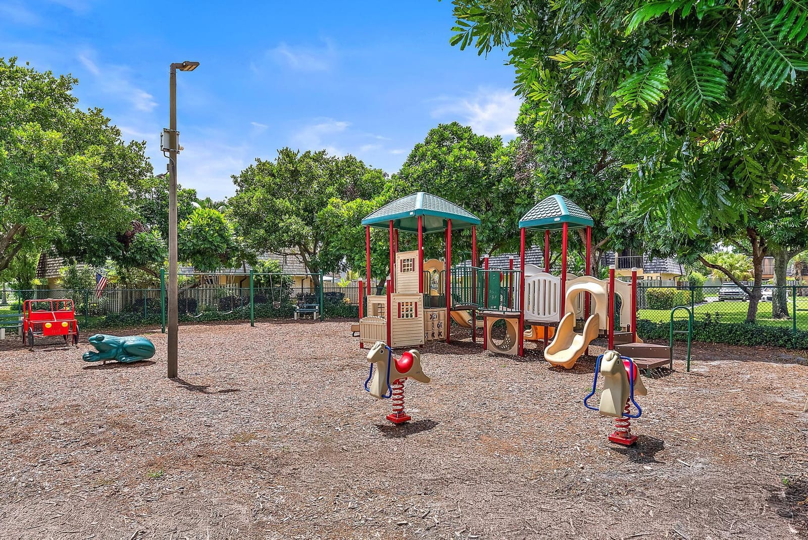 226 Lake Arbor Drive, Palm Springs, FL 33461 photo 18