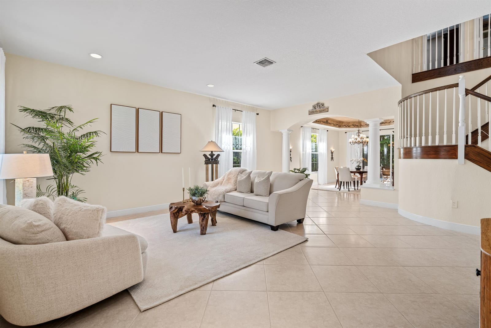 19270 Skyridge Circle — photo 3