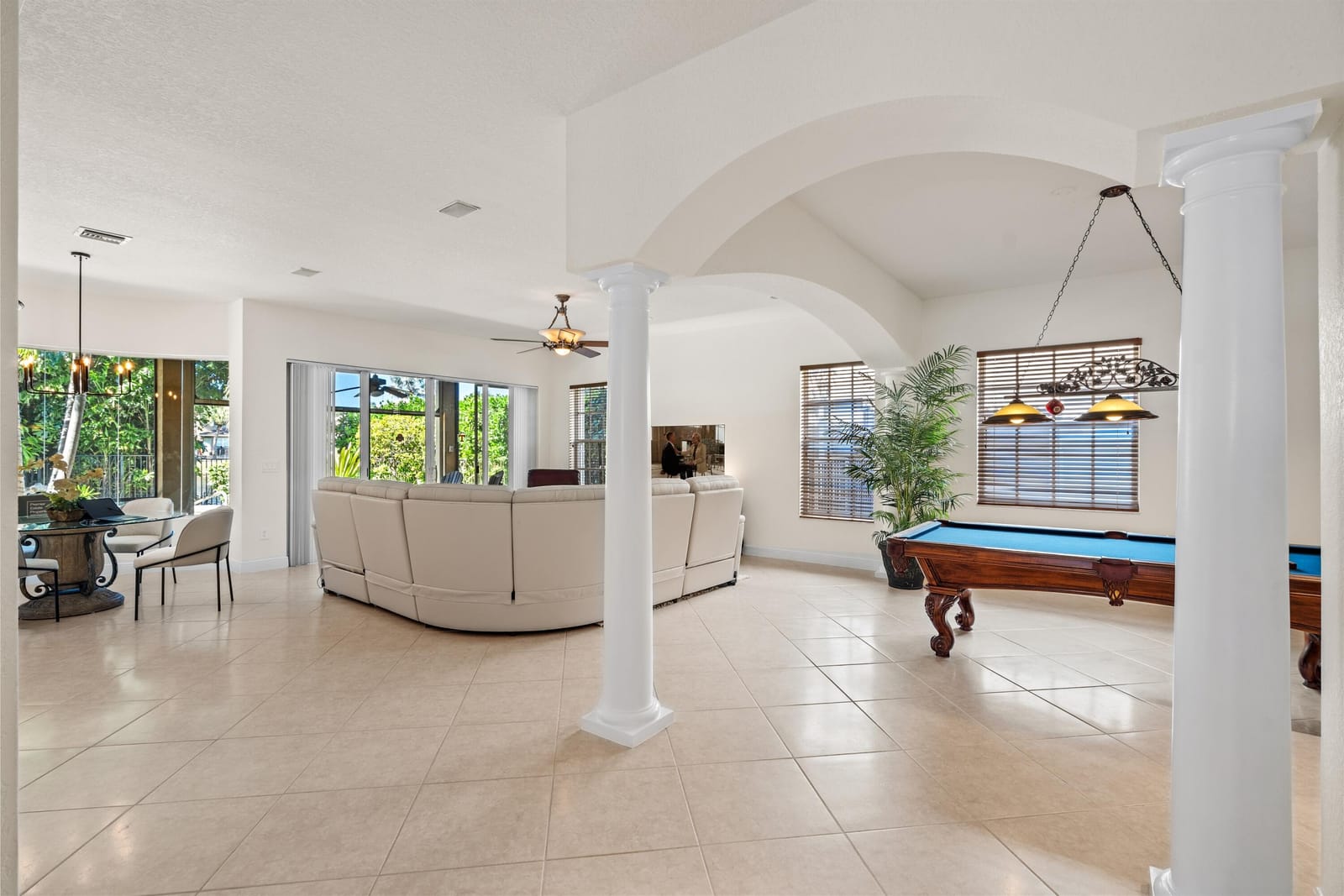 19270 Skyridge Circle — photo 5