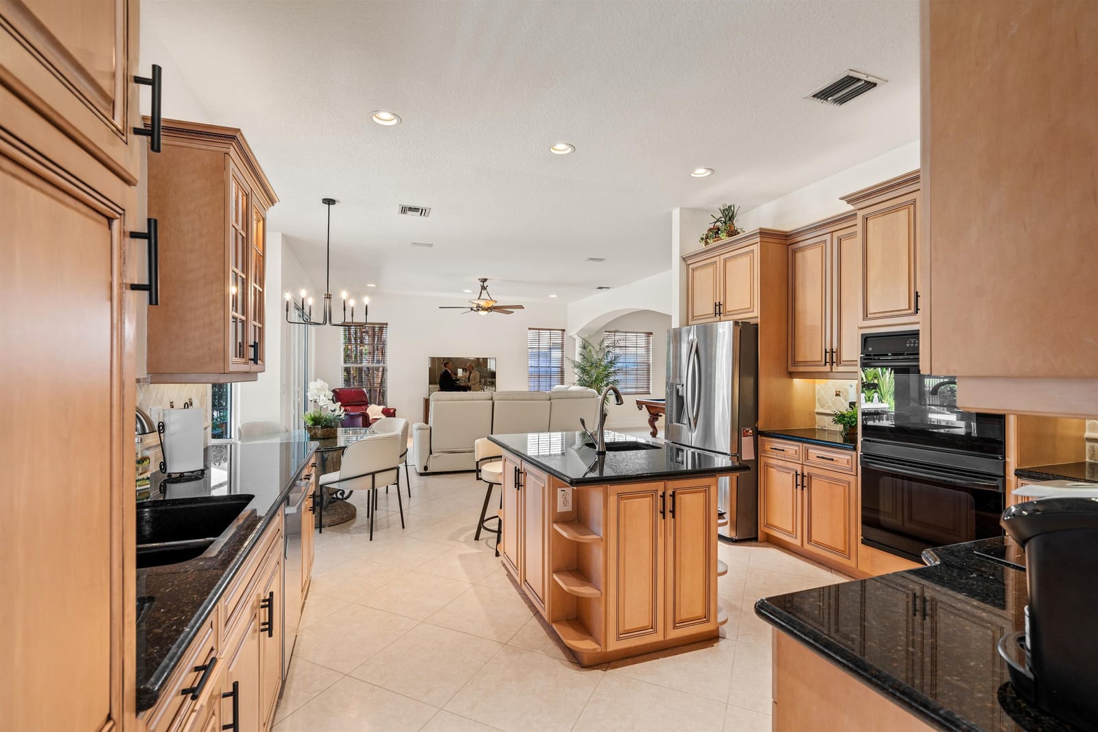 19270 Skyridge Circle — photo 10