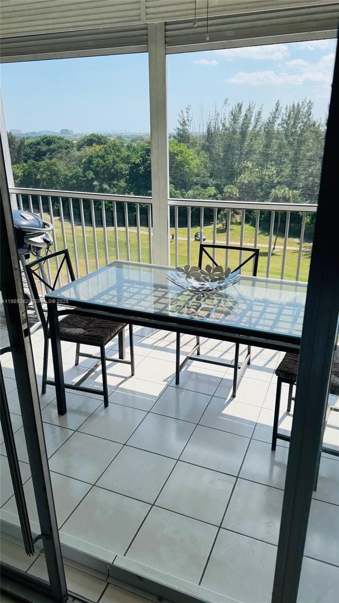3150 N Palm Aire Drive 801 — photo 2