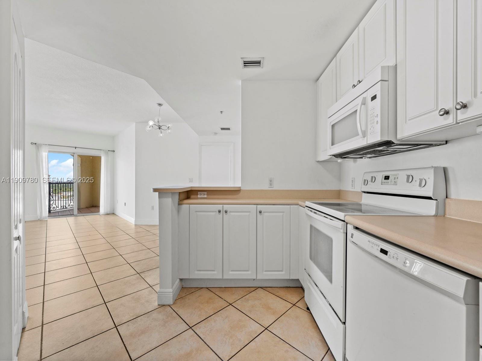 1627 SW 37th Avenue 1103 — photo 11