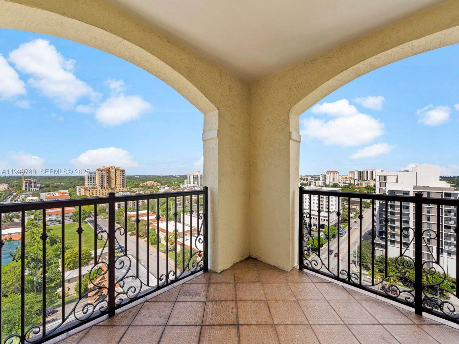 1627 SW 37th Avenue 1103, Miami, FL 33145 photo 18