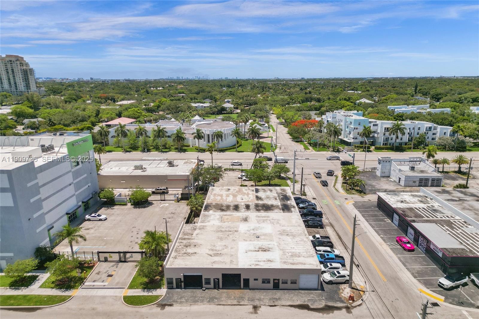 828 NW 1st Street — photo 4