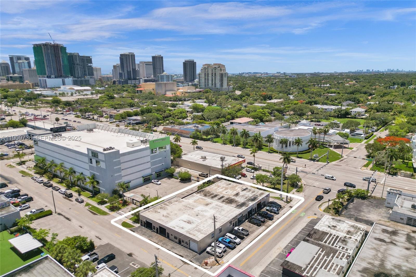 828 NW 1st Street — photo 5