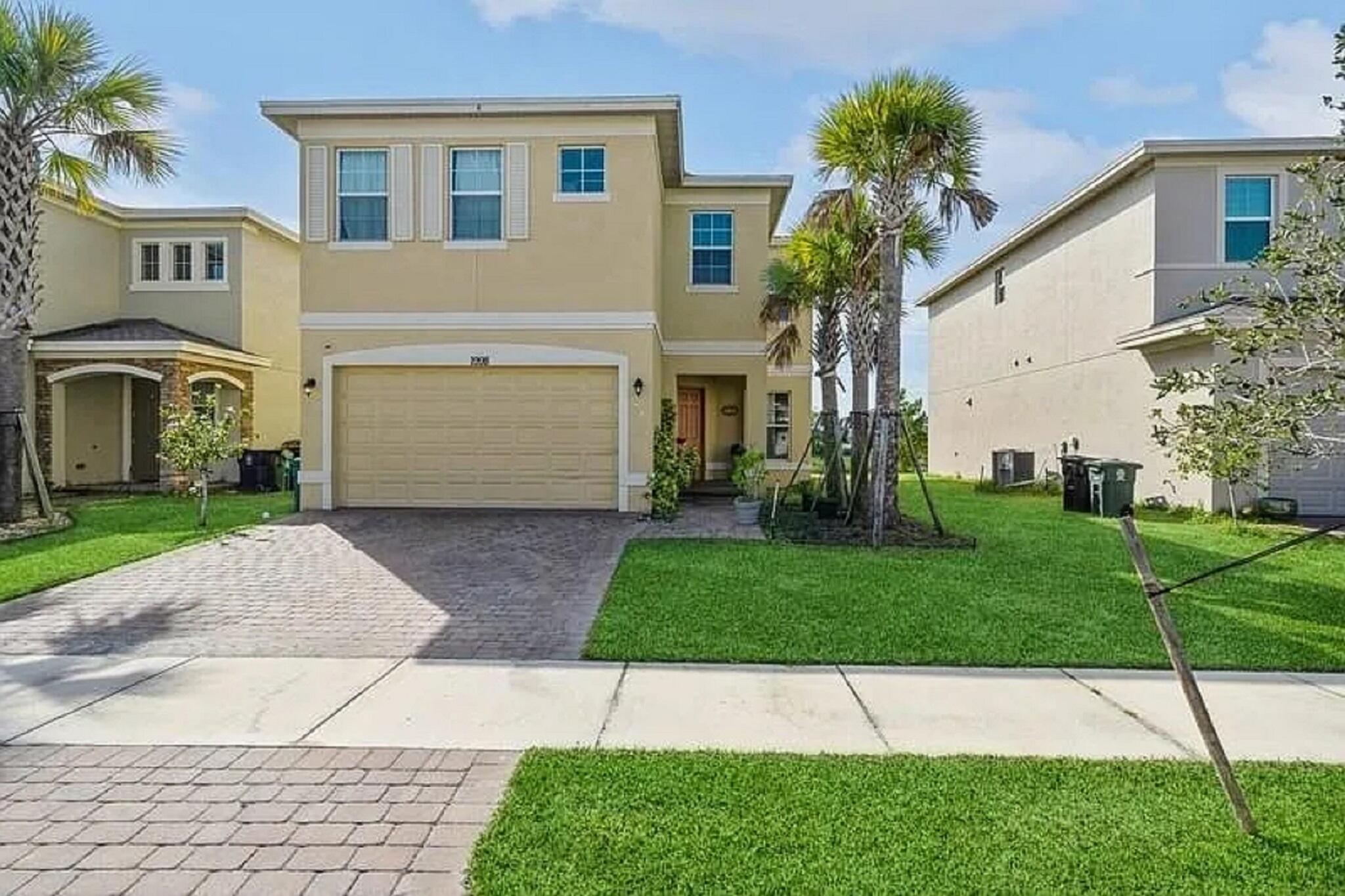 1998 NW Cataluna Circle, Port St. Lucie, FL 34986, Port St Lucie