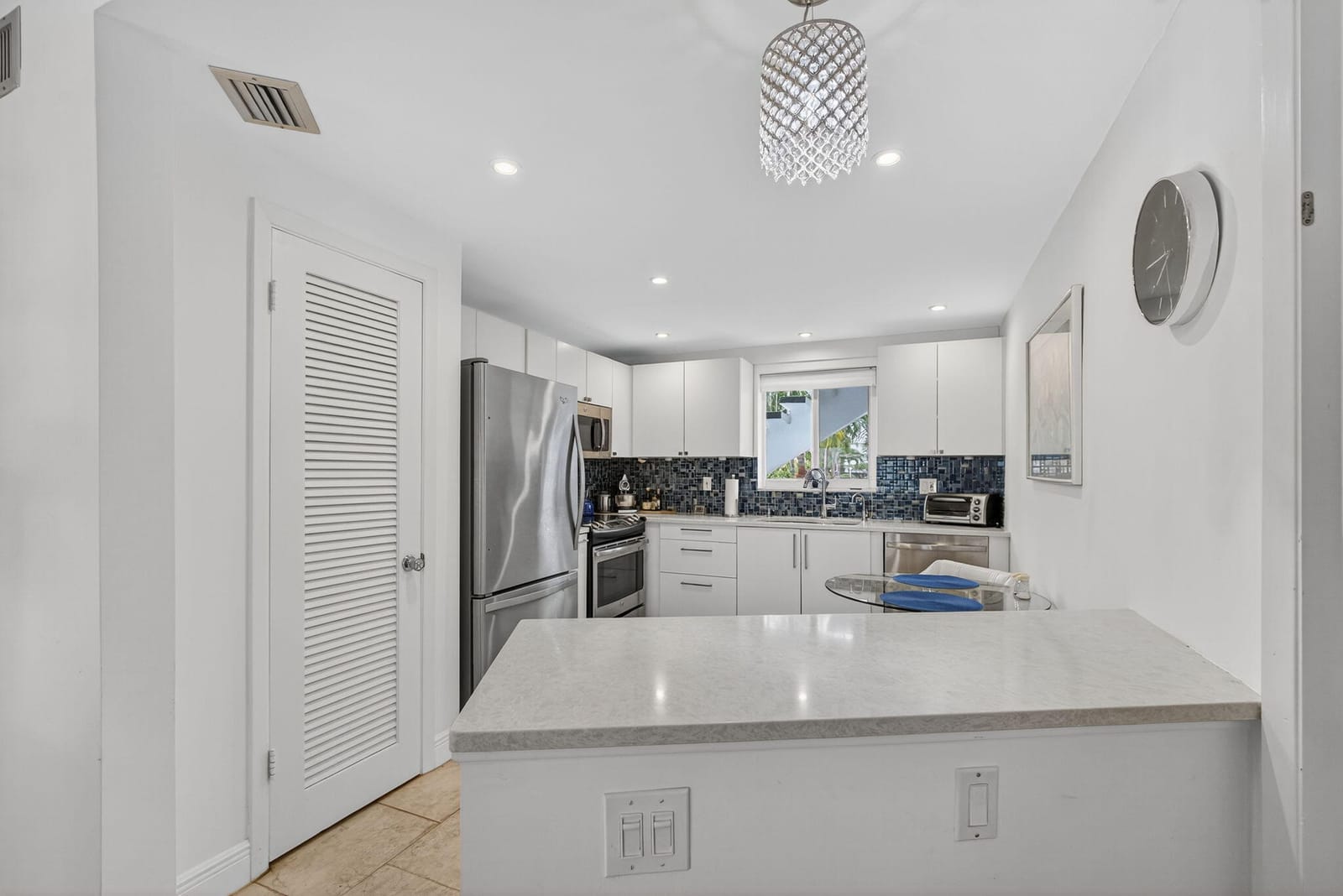 4 Westwood Avenue 101h, Tequesta, FL 33469