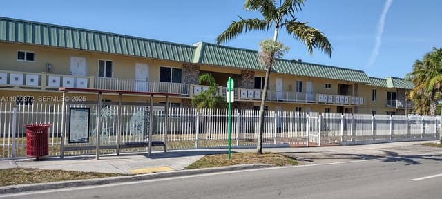 505 NW 177th Street 235, Miami Gardens, FL 33169