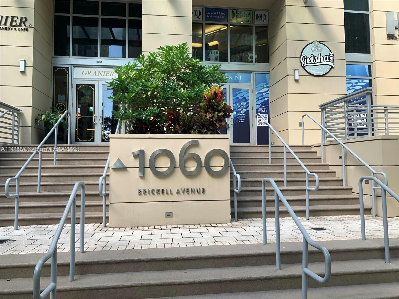 1060 Brickell Avenue 1701, Miami, FL 33131
