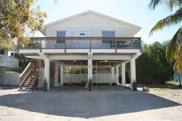 150 Peace Avenue, Dove Creek Estates, Tavernier, FL