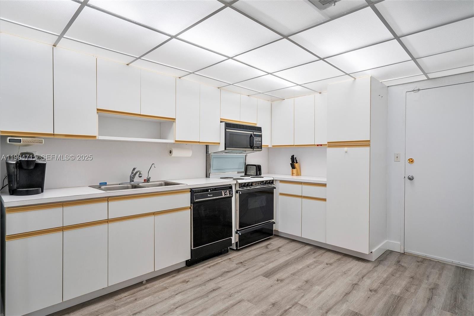 5001 Collins Avenue 11F, Miami Beach, FL 33140 photo 11