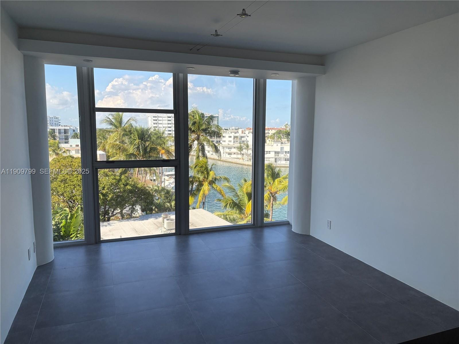 900 Bay Drive 401, Miami Beach, FL 33141 photo 15