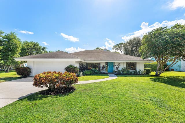 6048 Woodlake Road, sold in Whispering Trails, Jupiter, FL
