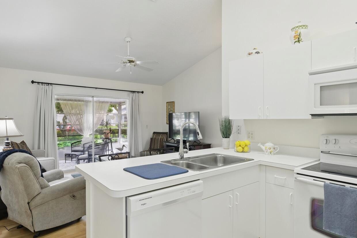 1054 NW Tuscany Drive — photo 12
