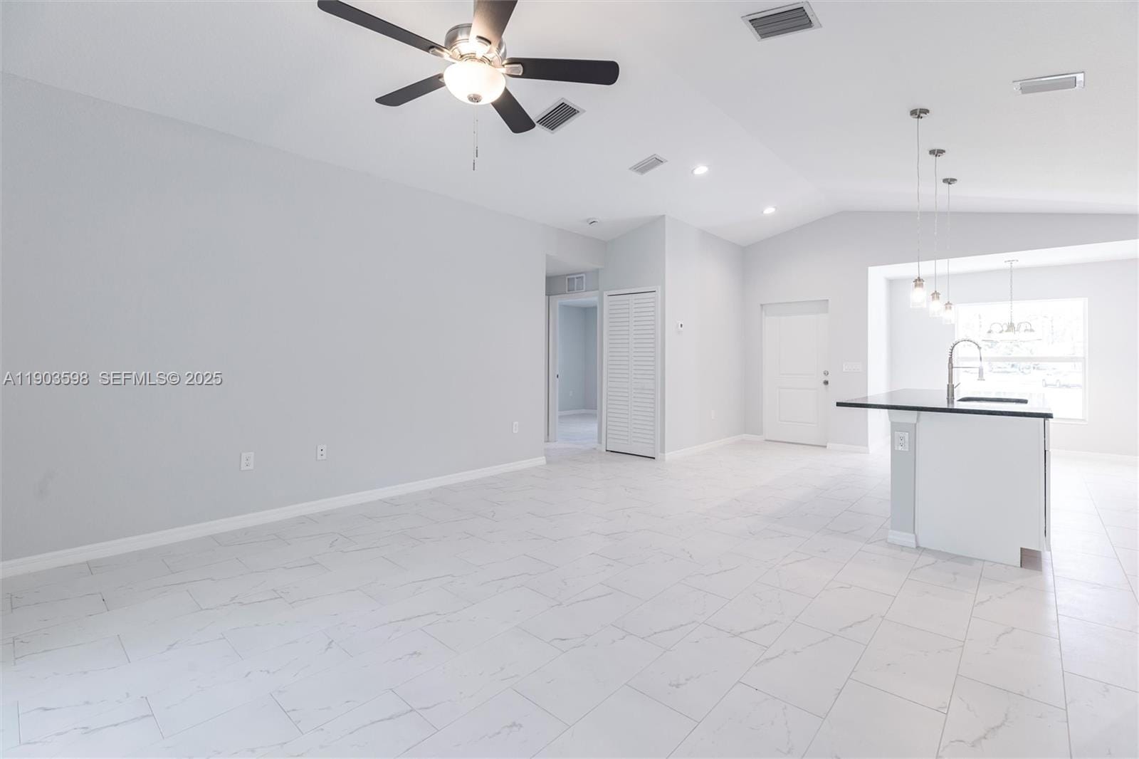 2005 Rosa Court — photo 4
