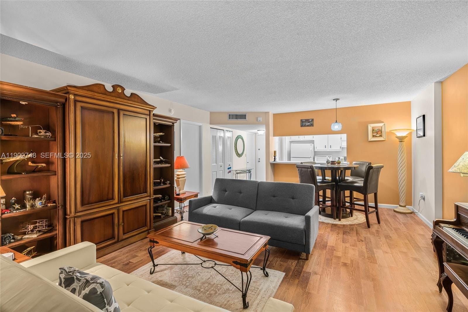 4166 Inverrary Drive 306, Lauderhill, FL 33319