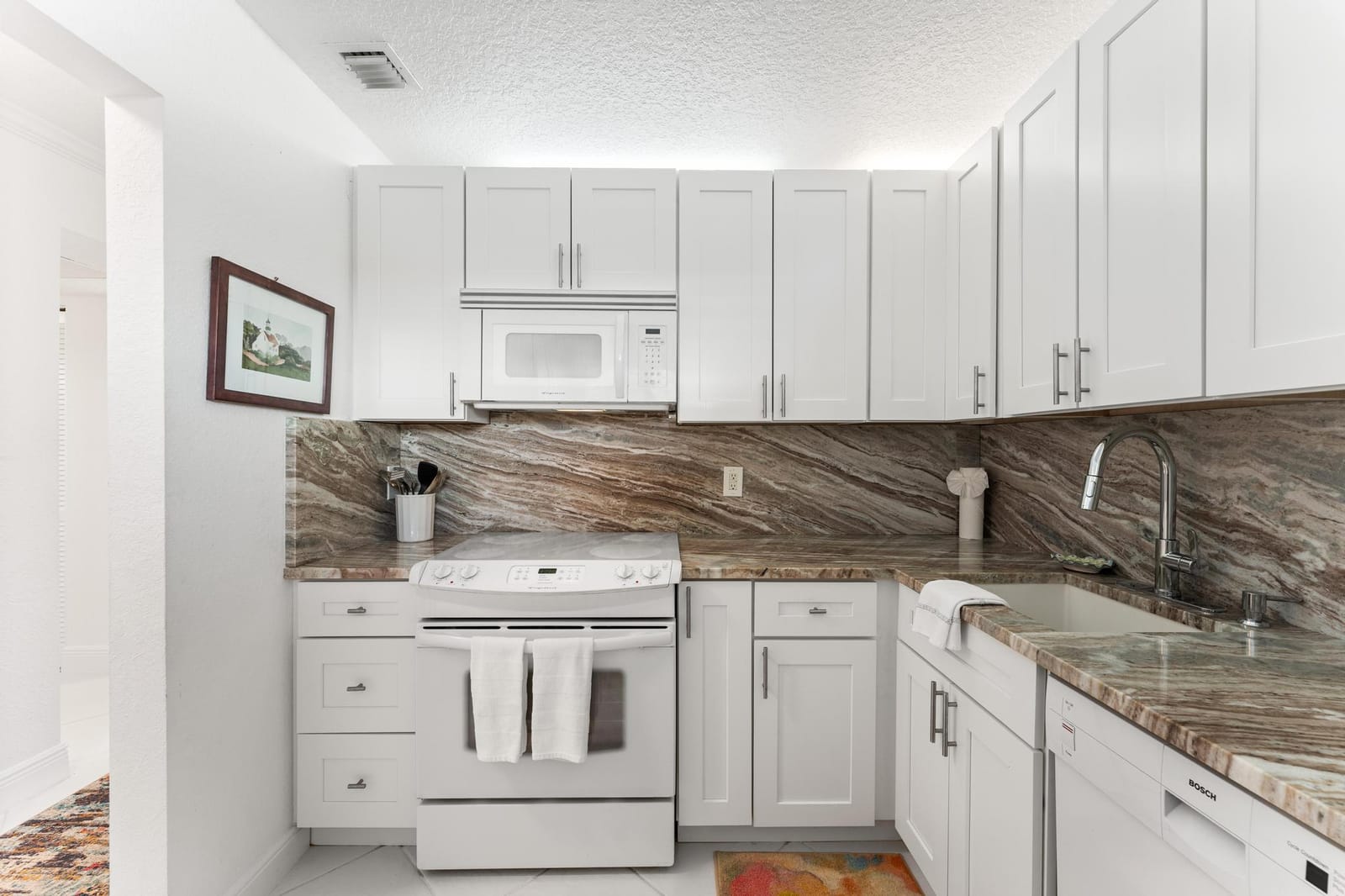 2669 S Garden Drive 403 — photo 5