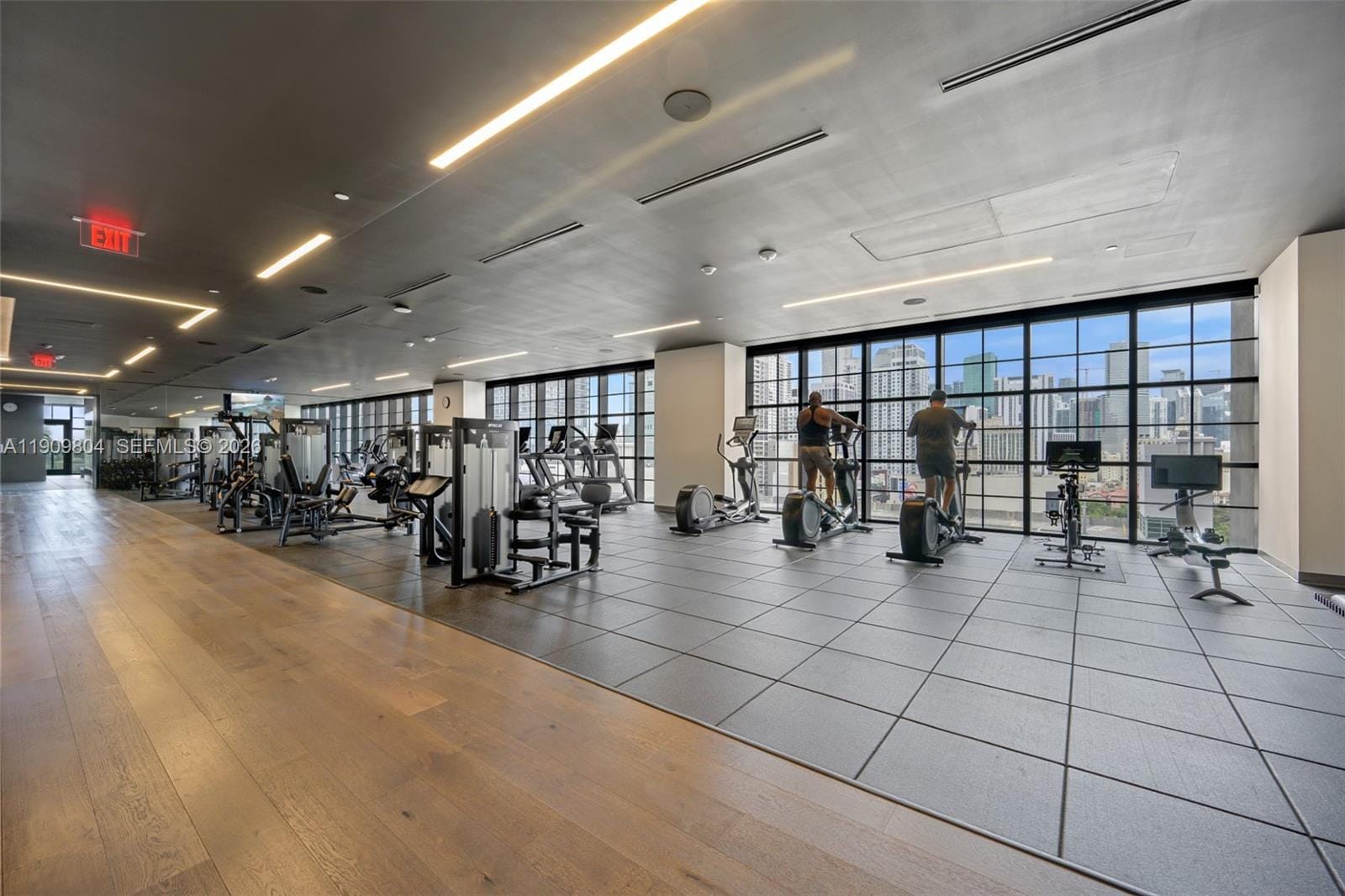 159 NE 6th Street 3706, Miami, FL 33132 photo 18