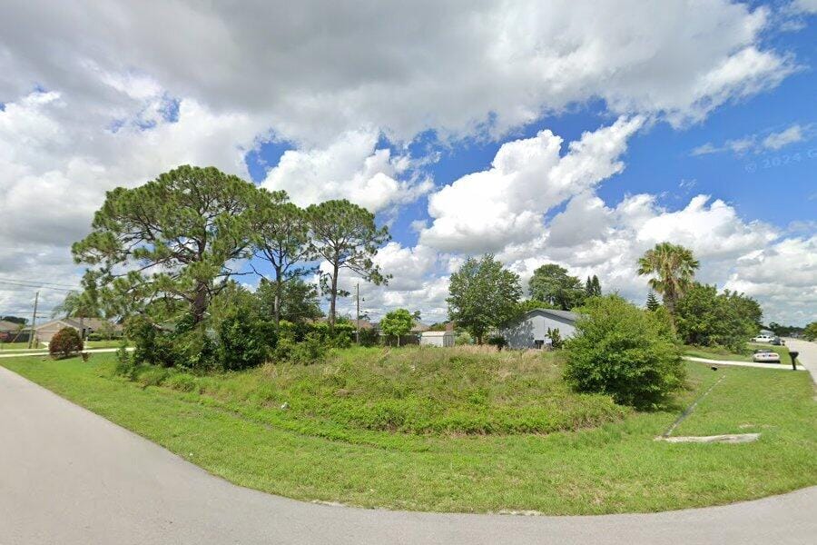 1666 SW Althea Street, Port St. Lucie, FL 34953