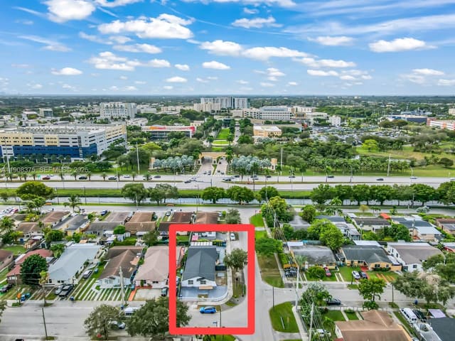 11152 SW 7th Street, sold in Sweetwater Groves .14 Ac, Sweetwater, FL