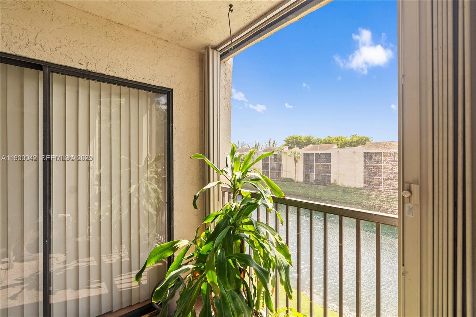 3199 Foxcroft Road 314, Miramar, FL 33025 photo 21