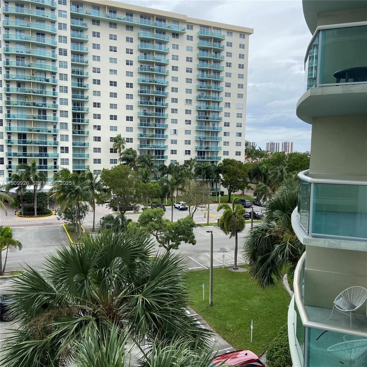 19380 Collins Avenue 415, Sunny Isles Beach, FL 33160 photo 9