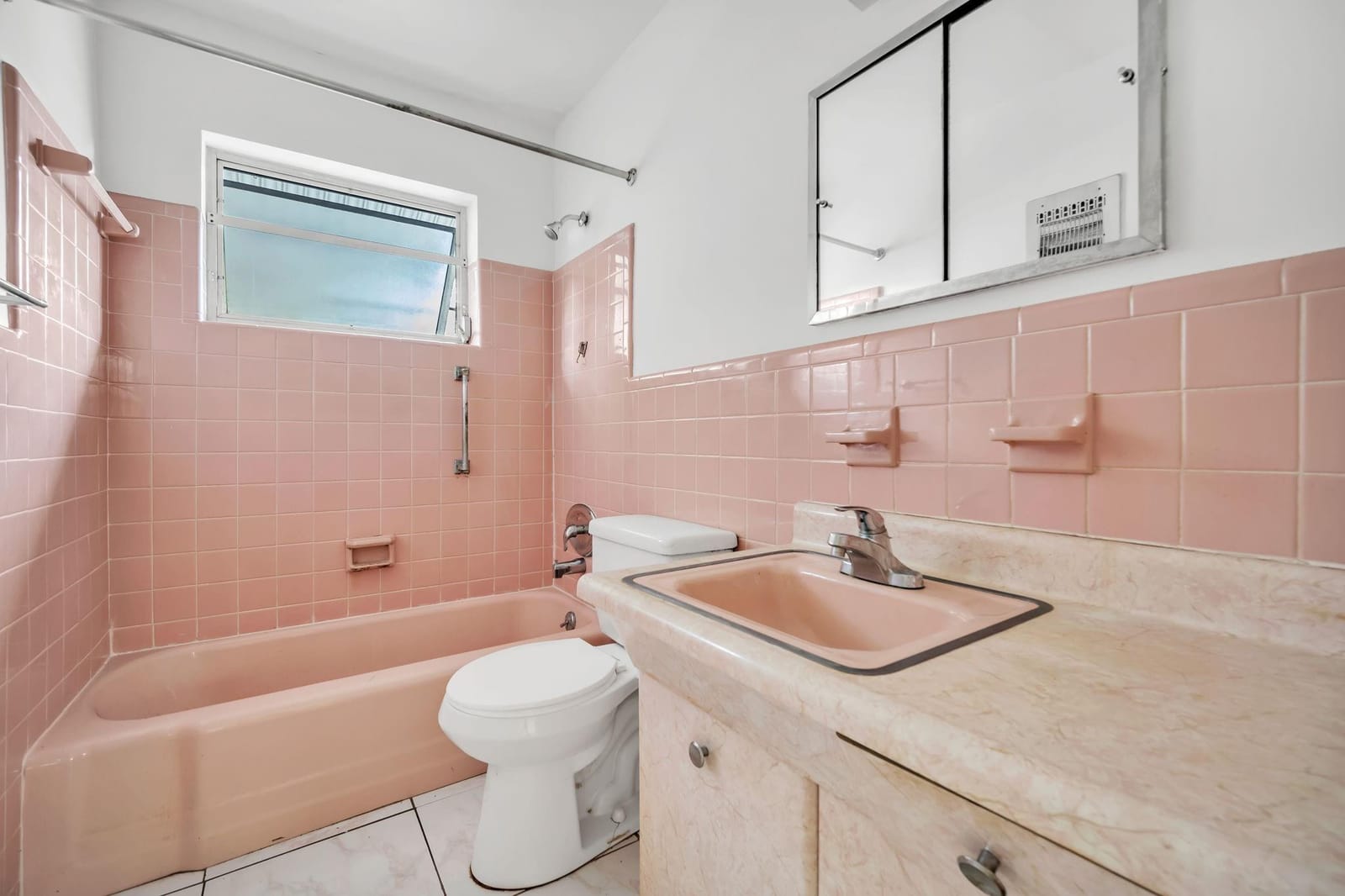 2241 Monroe Street 7 — photo 12