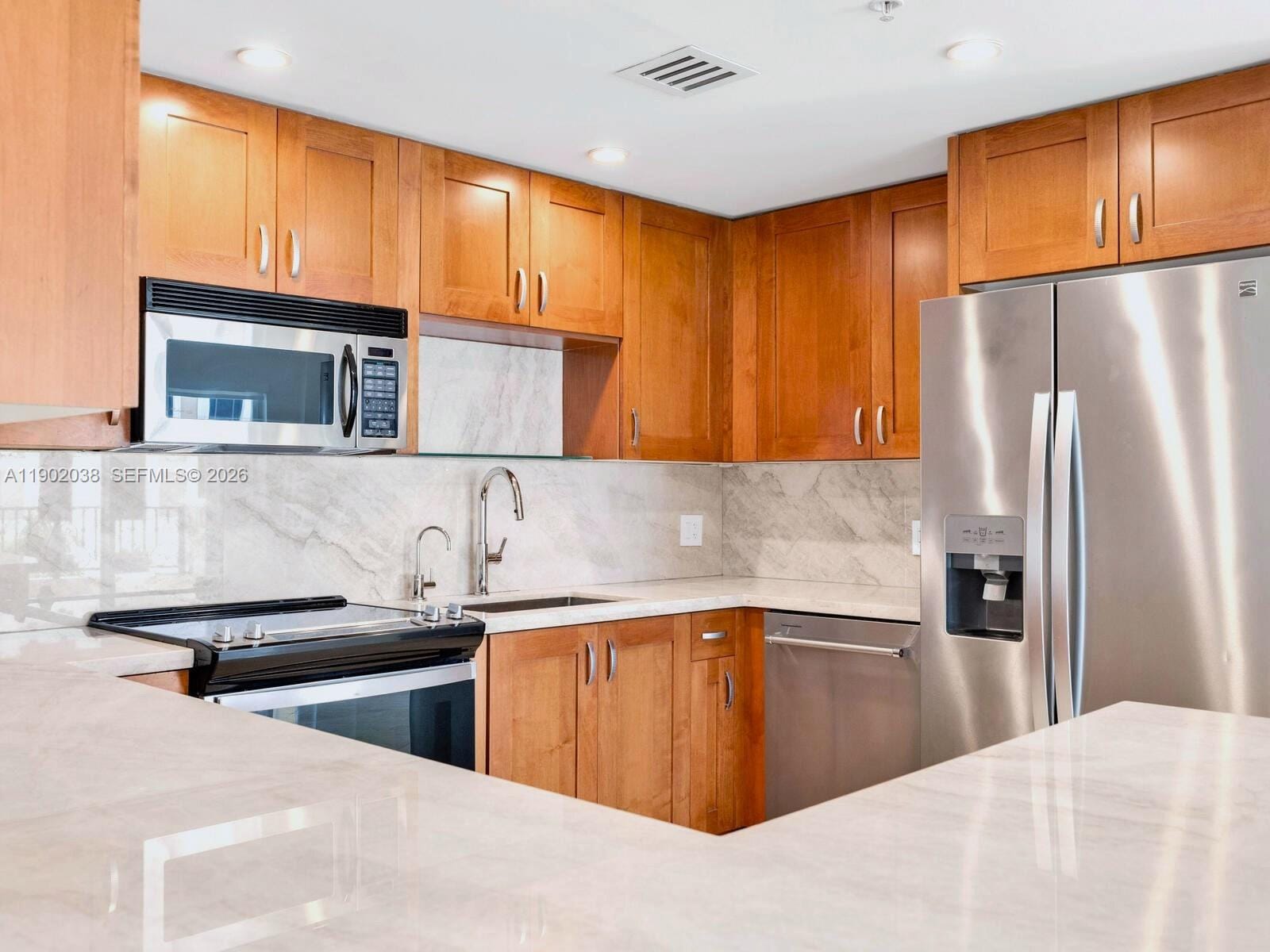 20 Calabria Avenue 505 — photo 9