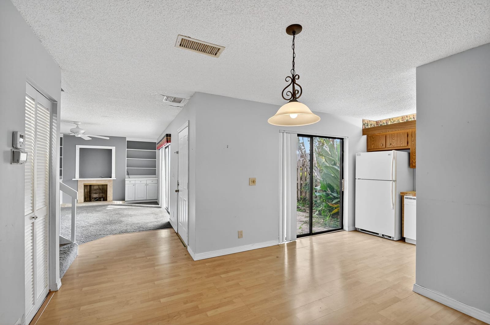 306 Lake Arbor Drive, Palm Springs, FL 33461 photo 11