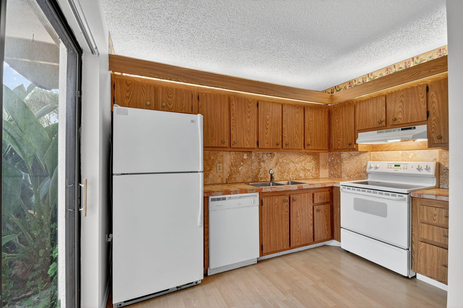 306 Lake Arbor Drive, Palm Springs, FL 33461 photo 14